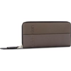 Duży Portfel Damski CALVIN KLEIN - Dual Large Ziparound K60K604507 002. Szare portfele damskie marki House, z haftami. Za 299,00 zł.