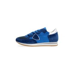 Buty Philippe Model Paris TRLU W113 TROPEZ. Niebieskie trampki męskie Philippe Model Paris, bez wzorów, bez zapięcia. Za 913,41 zł.