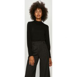 Jacqueline de Yong - Longsleeve. Bluzki damskie Jacqueline de Yong, s, bez wzorów, z elastanu, casualowe, z golfem. Za 89,90 zł.
