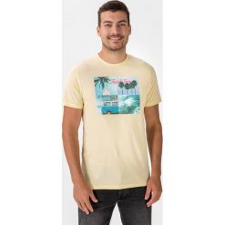 Jack & Jones Suite Koszulka Żółty. Żółte podkoszulki męskie Jack & Jones, l, z nadrukiem, z bawełny, z krótkim rękawem. Za 64,95 zł.