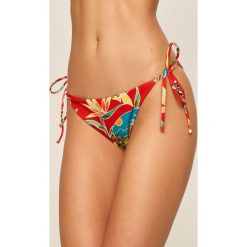 Moschino Underwear - Figi kąpielowe. Czerwone stroje kąpielowe damskie Moschino Underwear, l, bez wzorów, z elastanu. W wyprzedaży za 269,90 zł.