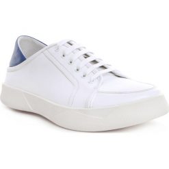 Buty męskie 84-M-933-7. Niebieskie buty sportowe męskie Wittchen, z syntetyku, bez zapięcia. Za 199,00 zł.