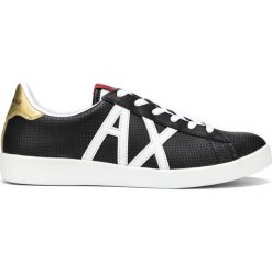 Armani Exchange Tenisówki Czarny. Czarne trampki męskie Armani Exchange, bez wzorów, ze skóry, bez zapięcia. Za 683,95 zł.