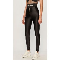 LaBellaMafia - Legginsy. Czarne spodnie damskie LABELLAMAFIA, s, bez wzorów, z elastanu. Za 199,90 zł.