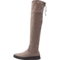 Bullboxer Muszkieterki taupe. Szare buty zimowe damskie marki Bullboxer, z materiału, na sznurówki. W wyprzedaży za 144,50 zł.