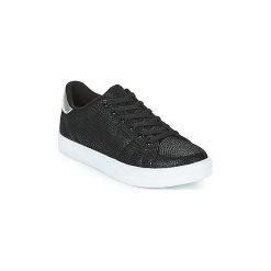 Buty Vero Moda MARI SNEAKER. Czarne trampki i tenisówki damskie Vero Moda, bez wzorów, bez zapięcia. Za 175,20 zł.