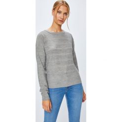 Jacqueline de Yong - Sweter. Szare swetry klasyczne damskie marki Jacqueline de Yong, s, z dzianiny, z okrągłym kołnierzem. W wyprzedaży za 54,90 zł.