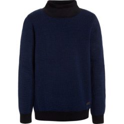 Petrol Industries Sweter capri. Niebieskie swetry chłopięce marki Petrol Industries, z bawełny. Za 199,00 zł.