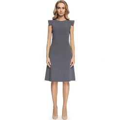 Szara Sukienka Trapezowa z Rękawem Skrzydełko. Czarne sukienki balowe marki bonprix, do pracy, w paski, moda ciążowa. Za 139,90 zł.