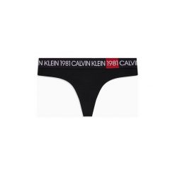 Stringi Calvin Klein Jeans 000QF5448E THONG. Czarne skarpetki damskie Calvin Klein Jeans, s, bez wzorów, z jeansu. Za 93,59 zł.
