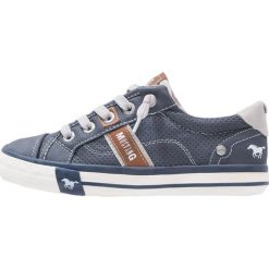 Mustang Tenisówki i Trampki dark blue. Niebieskie trampki dziewczęce Mustang, ze skóry ekologicznej. Za 169,00 zł.