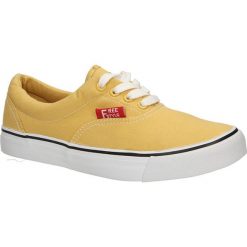 TRAMPKI CASU 412-2. Brązowe trampki i tenisówki damskie marki Casu, bez wzorów, bez zapięcia. Za 19,99 zł.