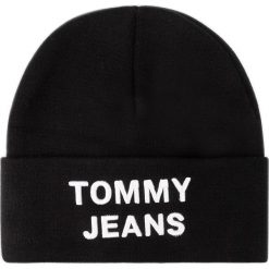 Czapka TOMMY JEANS - Tjm Logo Beanie AM0AM05205 BDS. Czarne czapki męskie Tommy Jeans, na zimę, bez wzorów, z bawełny. W wyprzedaży za 109,00 zł.
