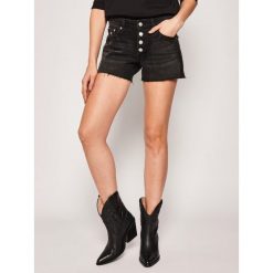 Szorty jeansowe Calvin Klein Jeans J20J213900. Czarne szorty damskie Calvin Klein Jeans, bez wzorów, z elastanu. W wyprzedaży za 209,00 zł.