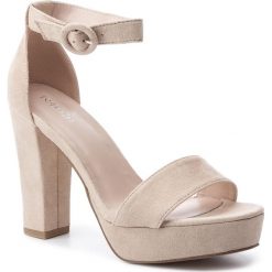 Sandały DEEZEE - W17SS934-20 Beige. Brązowe klapki damskie DeeZee, bez wzorów, ze skóry ekologicznej, bez obcasa, na obcasie. W wyprzedaży za 59,98 zł.