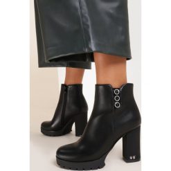 Czarne Botki Daemyra. Czarne botki damskie Renee, bez obcasa, na obcasie, bez zapięcia. Za 139,99 zł.