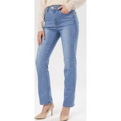 Niebieskie Jeansy Mom Fit Alciseise. Niebieskie jeansy damskie Born2be. Za 149,99 zł.