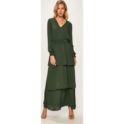 Trussardi Jeans - Sukienka. Czarne sukienki damskie Trussardi Jeans, na co dzień, bez wzorów, z poliesteru, eleganckie, z włoskim kołnierzykiem, z długim rękawem, długie, maxi, rozkloszowane. W wyprzedaży za 599,90 zł.