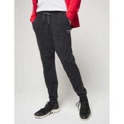 O'Neill 2-Face Hybrid Spodnie dresowe Czarny. Czarne spodnie męskie O'Neill, xxl, bez wzorów, z bawełny. Za 309,95 zł.