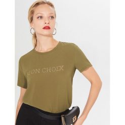 Koszulka z wiskozy - Khaki. Brązowe koszulki damskie Mohito, s, z wiskozy. W wyprzedaży za 14,99 zł.
