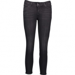 Dżinsy "Jasmin" - Slim fit - w kolorze czarnym. Czarne spodnie z wysokim stanem Mustang, z aplikacjami. W wyprzedaży za 195,95 zł.