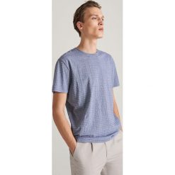T-shirt z prążkowanej dzianiny - Niebieski. Niebieskie t-shirty męskie Reserved, s, bez wzorów, z dzianiny, bez kołnierzyka. Za 79,99 zł.