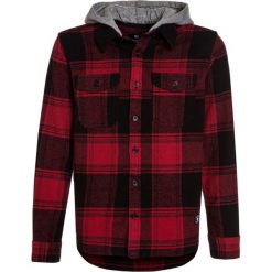 DC Shoes RUNNEL BOY Koszula rio red. Czerwone koszule chłopięce DC Shoes, z bawełny. W wyprzedaży za 187,85 zł.
