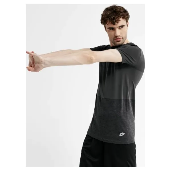 Lotto Koszulka Ss X-Fit Ii Sml , czarny, rozmiar L. Czarne koszulki męskie Lotto, m, bez wzorów, z materiału, bez kołnierzyka, bez rękawów. W wyprzedaży za 59,99 zł.