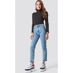 NA-KD Jeansy Open Hem - Blue. Niebieskie spodnie z wysokim stanem NA-KD, z jeansu. Za 202,95 zł.