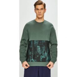 Reebok - Bluza. Bluzy męskie Reebok, s, bez wzorów, z elastanu, z okrągłym kołnierzem, bez rękawów, bez kaptura. W wyprzedaży za 169,90 zł.