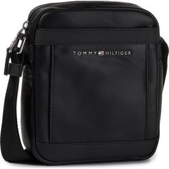 Saszetka TOMMY HILFIGER - Th Metro Mini Reporter AM0AM05437 BDS. Czarne torby męskie skórzane TOMMY HILFIGER, bez wzorów, ze skóry ekologicznej, młodzieżowe. W wyprzedaży za 219,00 zł.