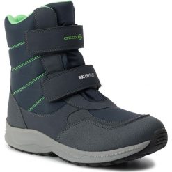 Śniegowce GEOX - J N.Alaska B.B J847PG 0FU50 C4248 D Navy/Green. Niebieskie śniegowce chłopięce Geox, bez zapięcia. W wyprzedaży za 219,00 zł.