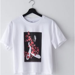 Bawełniana koszulka z nadrukiem - Biały. Białe t-shirty damskie Cropp, s, z nadrukiem, z bawełny, bez kołnierzyka. Za 39,99 zł.