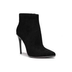 DeeZee LS5109-02. Czarne botki damskie DeeZee, z materiału, bez obcasa, bez zapięcia. Za 129,99 zł.