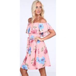 Sukienka hiszpanka w kwiaty jasnoróżowa 1774. Różowe sukienki damskie marki Fasardi, xl, w kwiaty, bez kołnierzyka, bez rękawów. Za 69,00 zł.