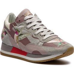 Sneakersy PHILIPPE MODEL - Etolie TBLD BG03 Tropical Birds Mud Colibri. Szare półbuty damskie marki Philippe Model, bez wzorów, ze skóry ekologicznej, bez obcasa, na obcasie, bez zapięcia. W wyprzedaży za 989,00 zł.