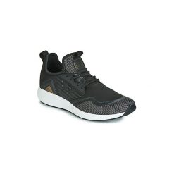 Buty Emporio Armani EA7 MINIMAL SLIP-ON U. Czarne trampki męskie Emporio Armani EA7, bez wzorów, bez zapięcia. Za 601,30 zł.