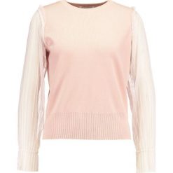 Swetry klasyczne damskie: Navy London VALENTINA Sweter blush
