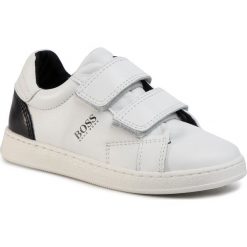 Sneakersy BOSS - J29215 M White 10B. Białe trampki chłopięce Boss, na rzepy. W wyprzedaży za 259,00 zł.