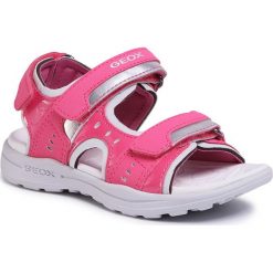 Sandały GEOX - J Vaniett G. B J026AB 050BN C8295 S Fuchsia/Silver. Różowe sandały dziewczęce Geox, ze skóry ekologicznej, bez zapięcia. W wyprzedaży za 159,00 zł.