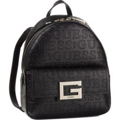 Plecak GUESS - HWVD75 80320 BLA. Czarne plecaki damskie Guess, z aplikacjami, ze skóry ekologicznej, klasyczne. Za 569,00 zł.