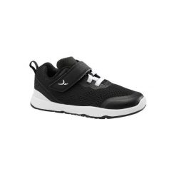 Buty 570 I MOVE BREATH++ dla maluchów. Czerwone buciki niemowlęce DOMYOS, z poliesteru, bez zapięcia. Za 79,99 zł.