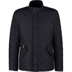 Barbour POWELL Kurtka przejściowa black. Czarne kurtki męskie przejściowe Barbour, l, z materiału. Za 999,00 zł.