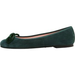 Pretty Ballerinas ANGELIS Baleriny heris adonis amazon. Zielone baleriny damskie marki Pretty Ballerinas, bez wzorów, ze skóry, klasyczne, bez obcasa. Za 559,00 zł.