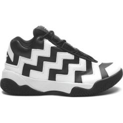 Converse VLTG Mission-V Tenisówki Czarny Biały. Czarne trampki i tenisówki damskie Converse, bez wzorów, ze skóry, bez zapięcia. Za 447,95 zł.