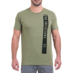 T-shirt w kolorze zielonym. Zielone t-shirty męskie Jeep, s, z nadrukiem, z okrągłym kołnierzem. W wyprzedaży za 54,95 zł.