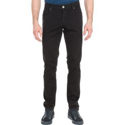 Trussardi Jeans 370 Spodnie Czarny. Czarne spodnie męskie Trussardi Jeans, bez wzorów, z elastanu. Za 395,95 zł.
