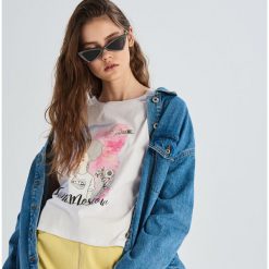 T-shirt z artystycznym nadrukiem - Biały. Białe t-shirty damskie marki Sinsay, s, z nadrukiem, bez kołnierzyka. Za 29,99 zł.