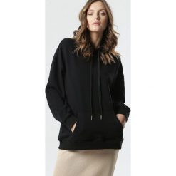 Czarna Bluza Deemed. Czarne bluzy damskie Born2be, s, bez wzorów, bez rękawów, długie, z kapturem. Za 99,99 zł.