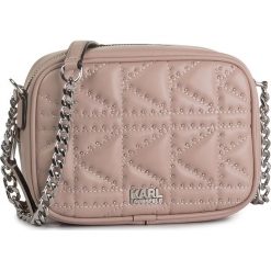 Torebka KARL LAGERFELD - 96KW3010 Powder Pink. Różowe torebki klasyczne damskie KARL LAGERFELD, bez wzorów, ze skóry, wizytowe, bez dodatków. W wyprzedaży za 829,00 zł.
